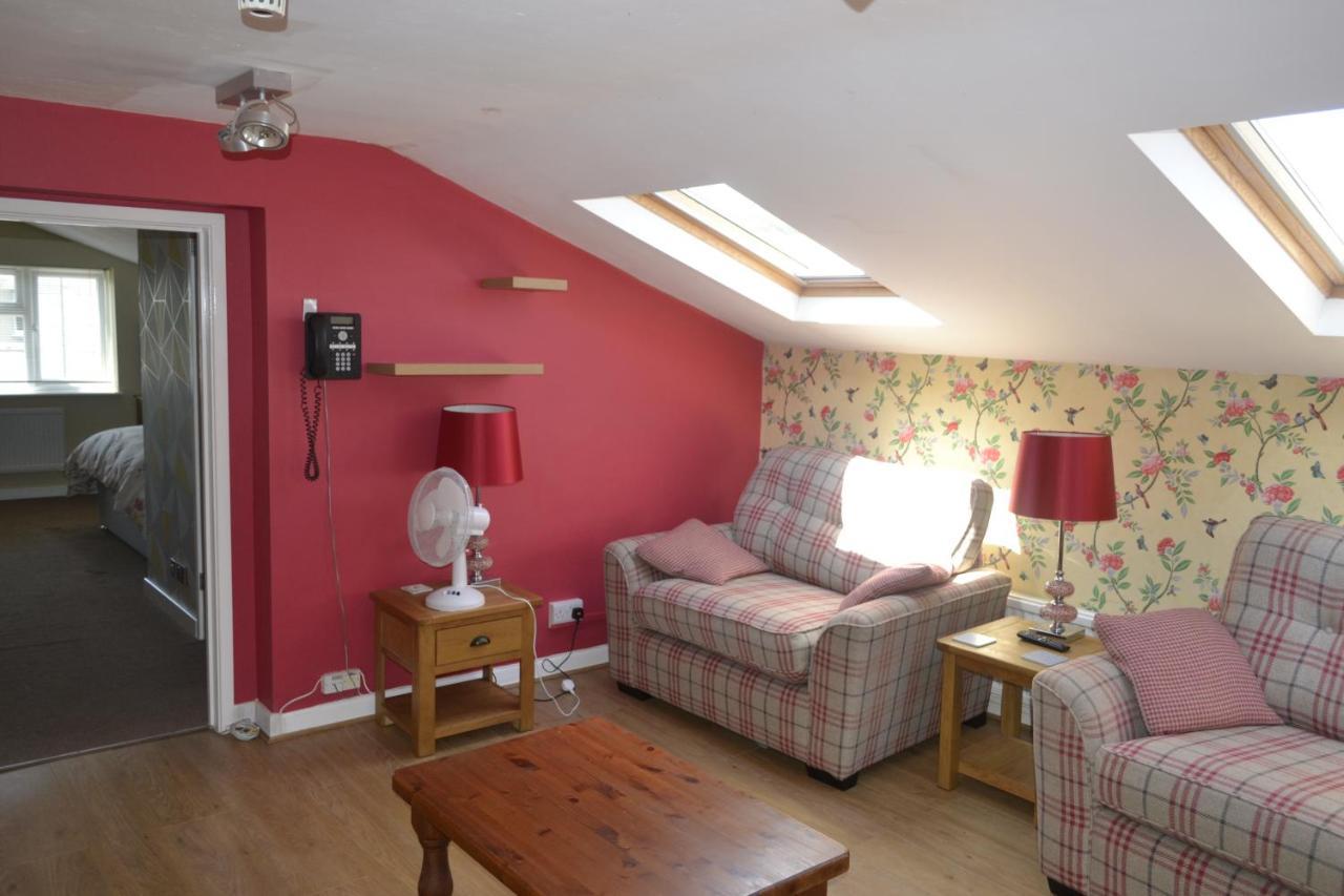 The Lawns Tea Room And B&B Ashcott Esterno foto