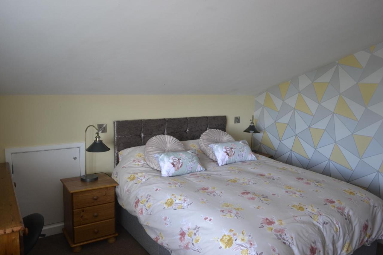 The Lawns Tea Room And B&B Ashcott Esterno foto