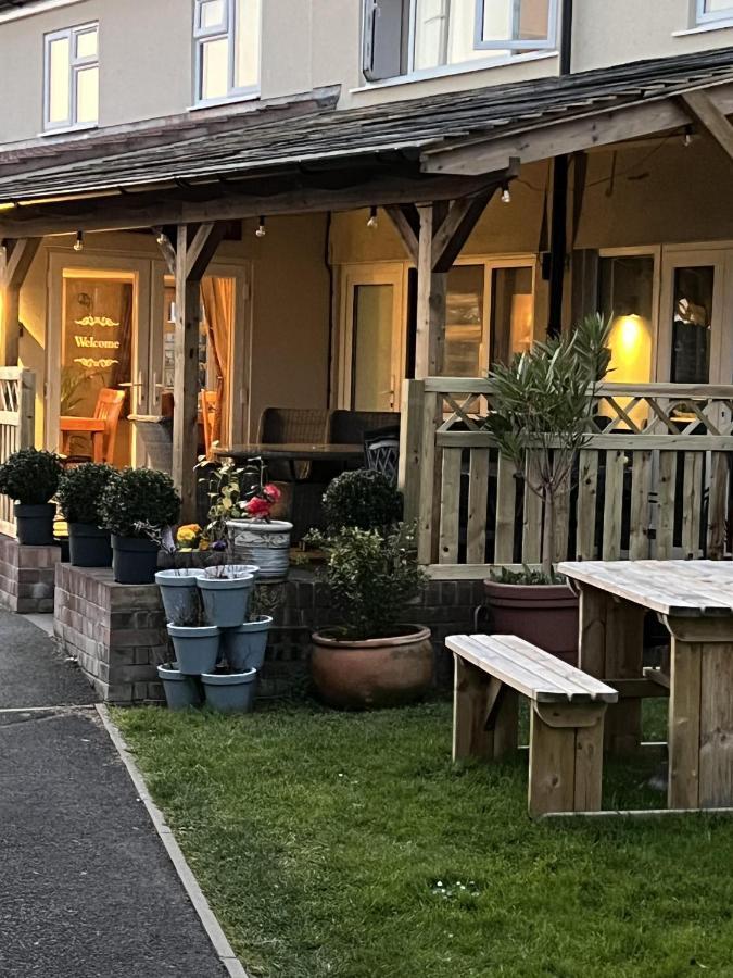 The Lawns Tea Room And B&B Ashcott Esterno foto